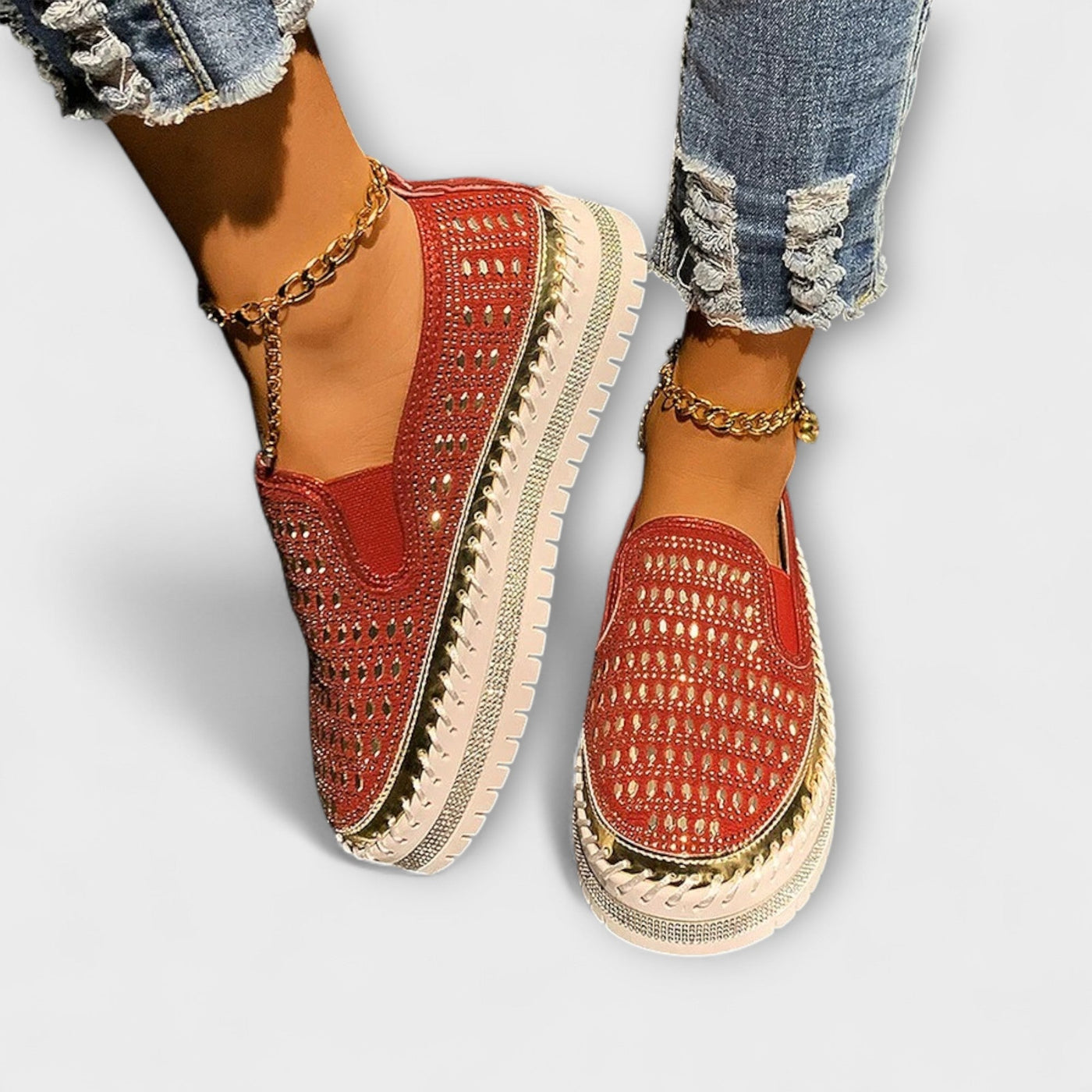 Thalia | Slip-on med perforert glamdesign