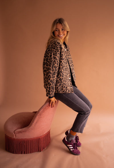 Charlene™ – Chic Leopard Print Jacket with Luxurious Appeal